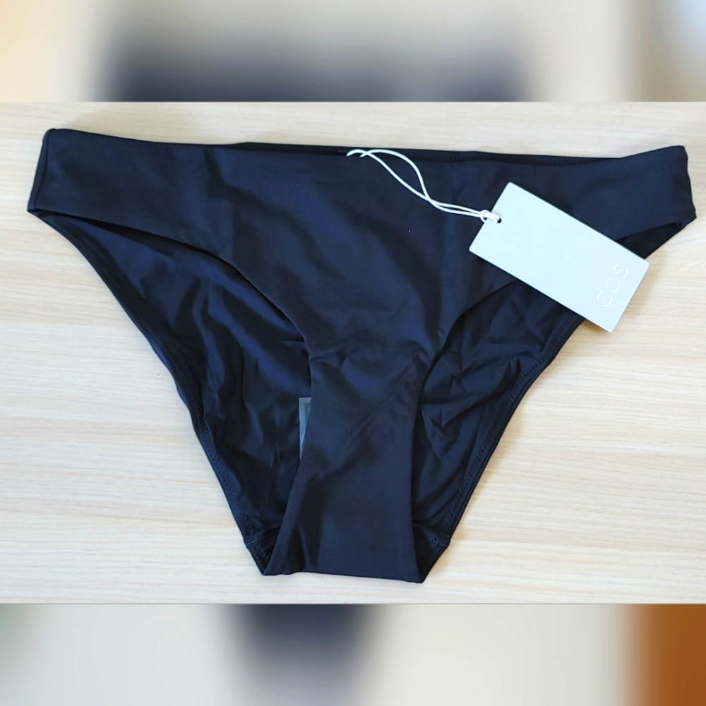 COS Classic Bikini Bottoms  size EU 36 (S)  NWT